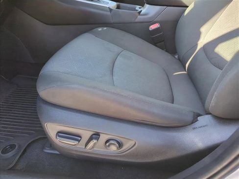 Used 2024 Toyota RAV4 XLE FWD image 12