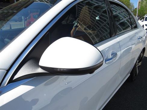 Used 2025 Mercedes-Benz C 300 4MATIC Sedan image 28