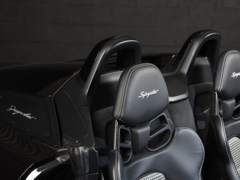 Used 2016 Porsche Boxster Spyder RWD image 29