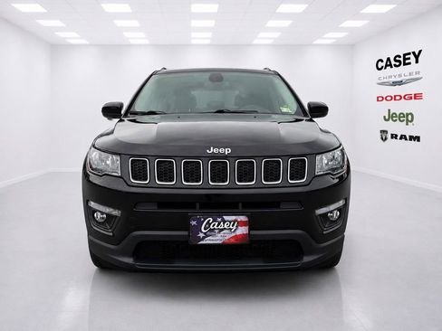 Used 2021 Jeep Compass Latitude w/ Convenience Group AWD/4WD image 2