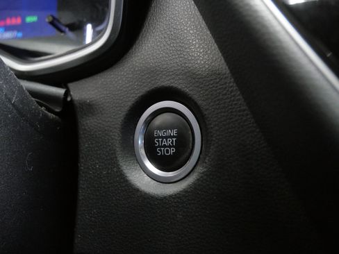 Certified 2021 Toyota Corolla XSE image 32