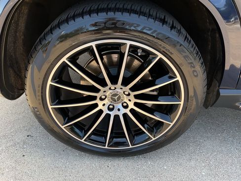 Used 2022 Mercedes-Benz GLE 450 4MATIC image 8