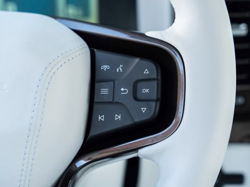 Used 2024 Ford Bronco Black Diamond image 34