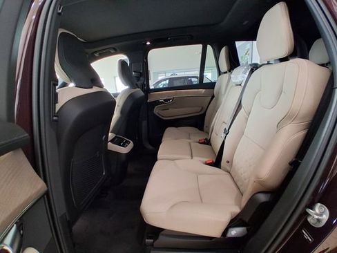New 2026 Volvo XC90 B6 Plus w/ Protection Package Premier AWD/4WD image 16