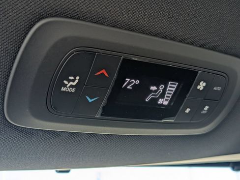 New 2026 Chrysler Pacifica Select w/ S Appearance Package AWD/4WD image 43