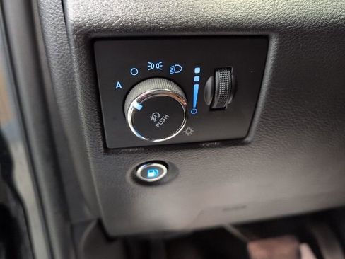 Used 2021 Jeep Grand Cherokee Summit image 19