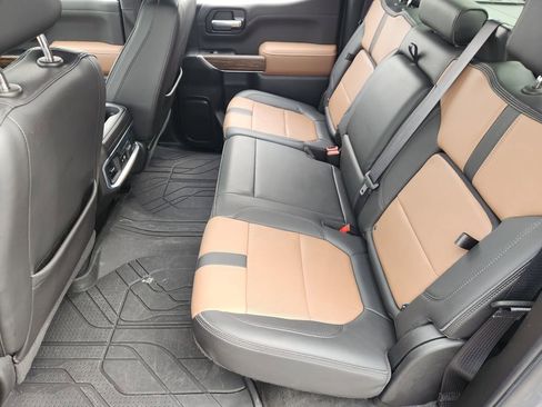 Used 2022 Chevrolet Silverado 1500 High Country w/ Safety Package II RWD image 30
