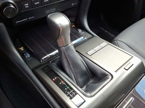 Used 2023 Lexus GX 460 Premium image 16