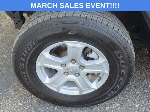 Used 2021 Jeep Wrangler Unlimited Sport image 39