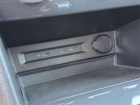 Certified 2022 Volkswagen Tiguan S image 21