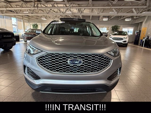 Used 2024 Ford Edge SEL w/ Convenience Package AWD/4WD image 2