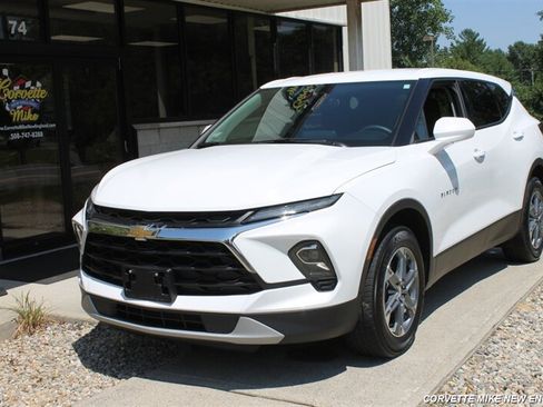 Used 2023 Chevrolet Blazer LT AWD/4WD image 34