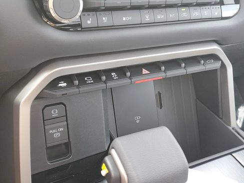New 2026 Toyota Tundra Platinum AWD/4WD image 30