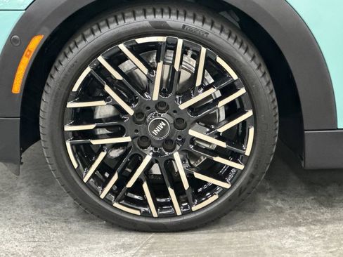 Used 2025 MINI Cooper S FWD image 32