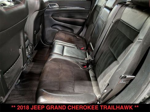 Used 2018 Jeep Grand Cherokee Trailhawk image 3