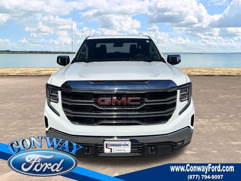 Used 2025 GMC Sierra 1500 SLT image 14