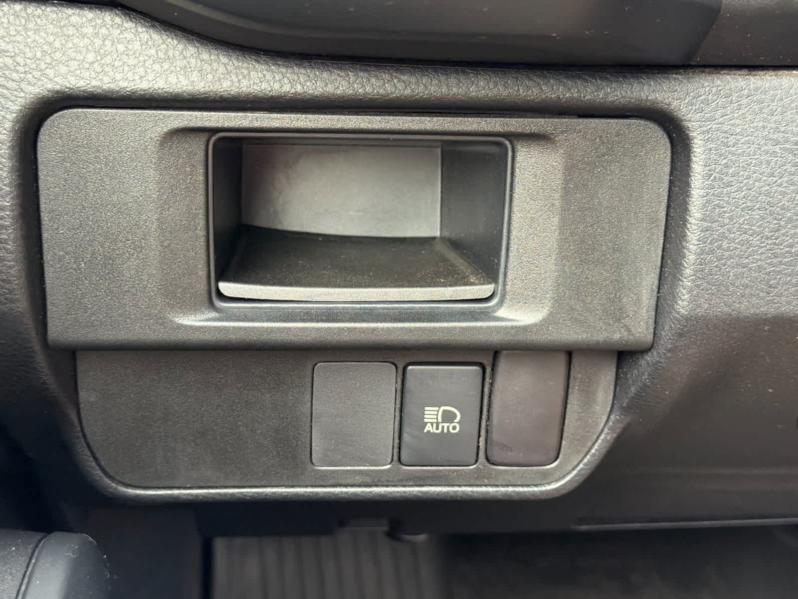Used 2019 Toyota Tacoma SR w/ SR Convenience Package RWD image 27
