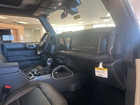 New 2025 Ford Bronco Badlands w/ Sasquatch Package image 28