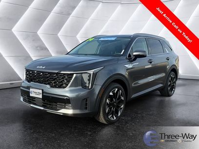Used 2024 Kia Sorento EX w/ Panoramic Sunroof Package