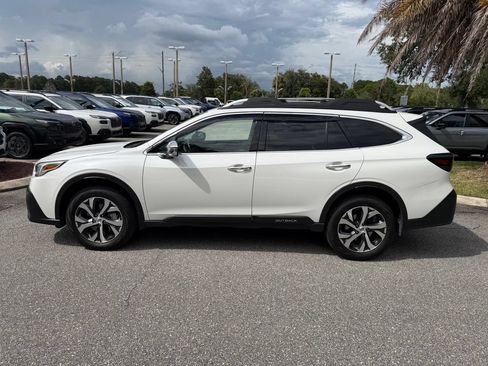 Used 2022 Subaru Outback Touring AWD/4WD image 12