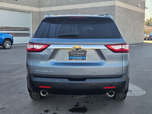 Used 2021 Chevrolet Traverse LT w/ LPO, Floor Liner Package image 4