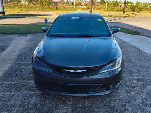 Used 2015 Chrysler 200 S image 7