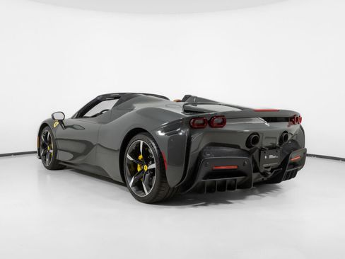 Used 2023 Ferrari SF90 Spider AWD/4WD image 3