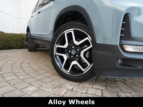 Used 2023 Honda Passport Elite image 17