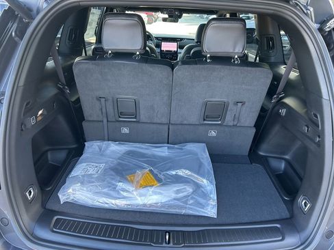 New 2025 Jeep Grand Cherokee L Limited image 31