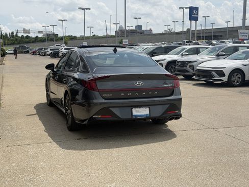Certified 2023 Hyundai Sonata Limited FWD image 7