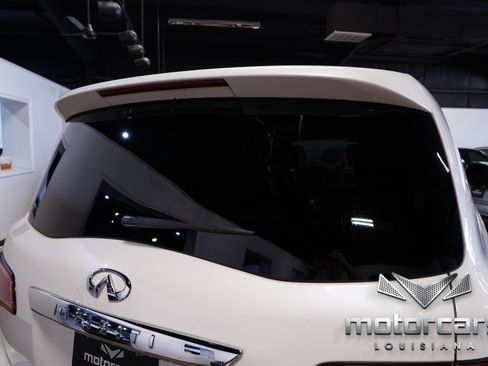 Used 2017 INFINITI QX80 2WD w/ Deluxe Technology Package image 14