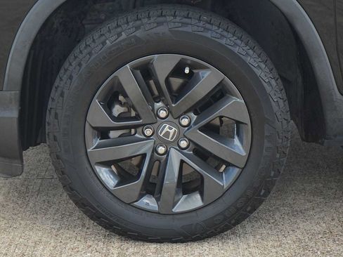 Used 2023 Honda Ridgeline Sport image 6
