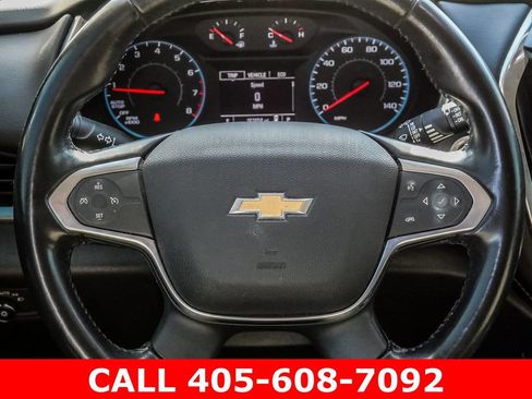 Used 2020 Chevrolet Traverse LT FWD image 25