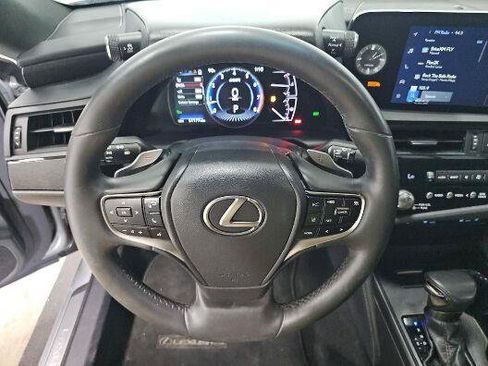 Used 2023 Lexus ES 350 w/ Premium Package FWD image 13