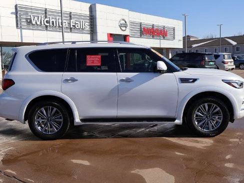Used 2022 INFINITI QX80 Luxe w/ Cargo Package image 5