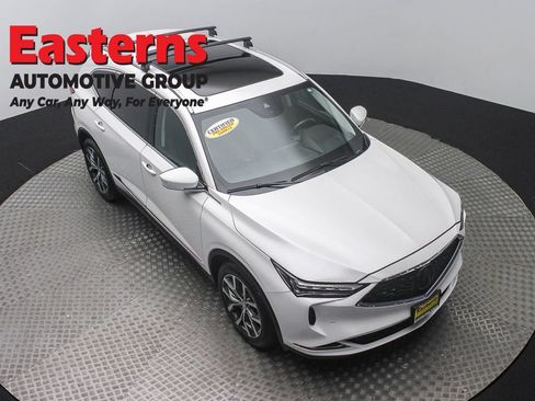 Used 2023 Acura MDX w/ Technology Package AWD/4WD image 3