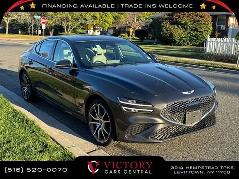 Used 2023 Genesis G70 2.0T image 3