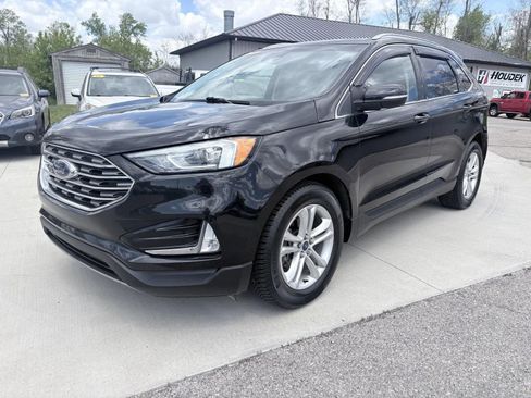 Used 2019 Ford Edge SEL w/ Equipment Group 201A FWD image 3