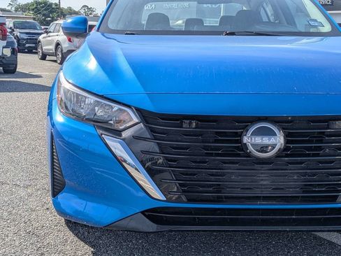 Used 2024 Nissan Sentra SV FWD image 9
