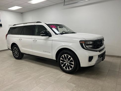 Used 2025 Ford Expedition Max Platinum AWD/4WD image 5