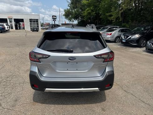 Used 2024 Subaru Outback Limited AWD/4WD image 8