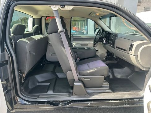 Used 2012 Chevrolet Silverado 1500 W/T AWD/4WD image 18