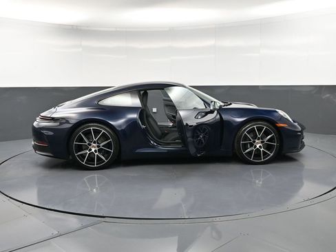 New 2026 Porsche 911 Carrera T RWD image 36