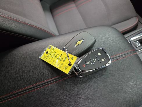 Used 2024 Chevrolet Equinox RS AWD/4WD image 24