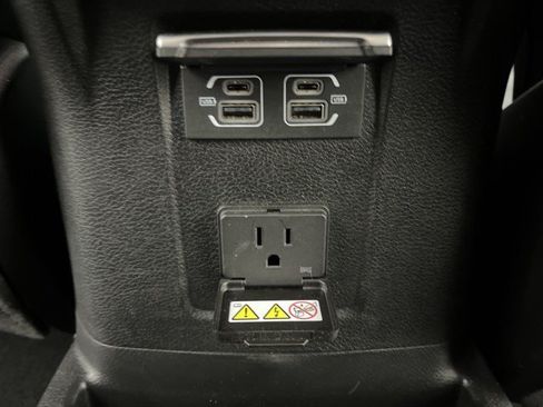 Used 2023 Jeep Wrangler Unlimited Sahara w/ Cold Weather Group AWD/4WD image 37