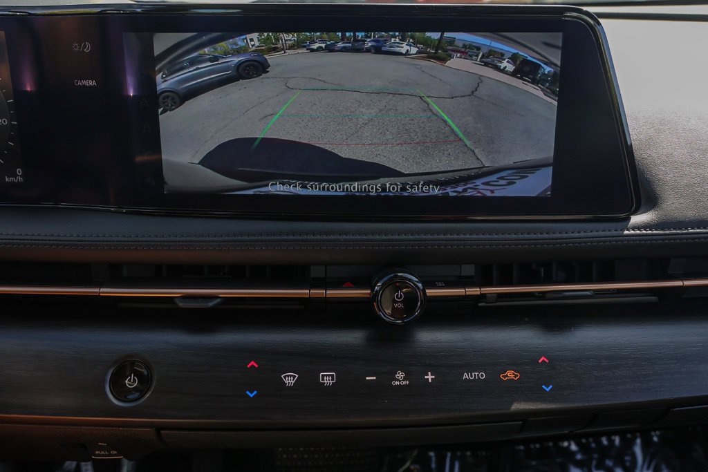Used 2024 Nissan Ariya AWD image 31