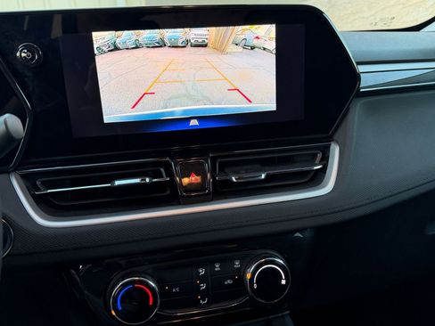 Used 2025 Chevrolet TrailBlazer LT image 18