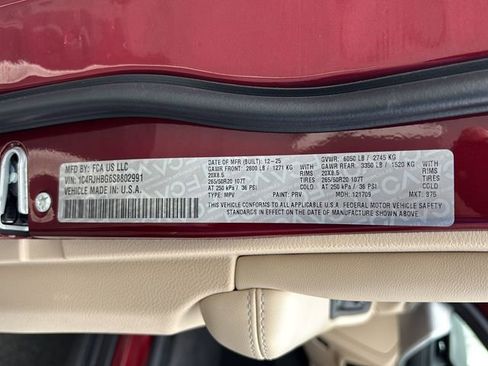 New 2025 Jeep Grand Cherokee Limited image 45