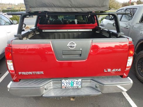 Used 2010 Nissan Frontier LE w/ LE Value Truck Pkg image 4