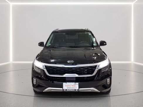 Used 2021 Kia Seltos SX w/ SX Sunroof Package AWD/4WD image 4
